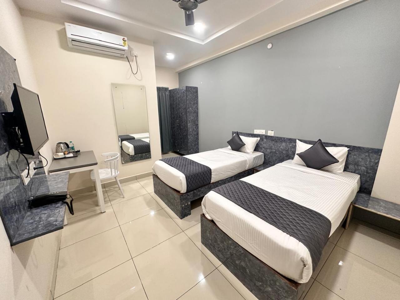 Hotel Aerotel,Hyderabad Shamshabad Exterior photo