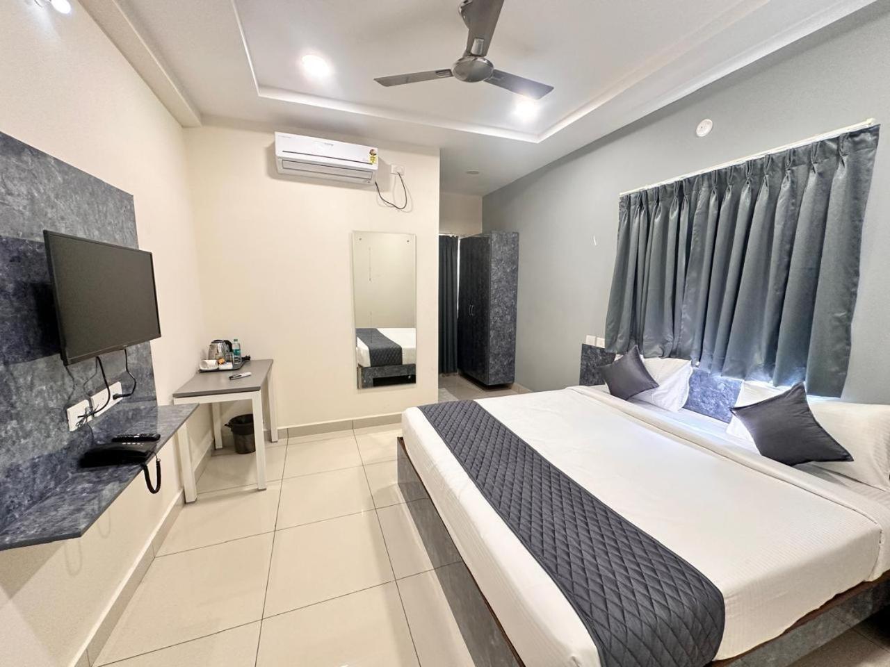 Hotel Aerotel,Hyderabad Shamshabad Exterior photo